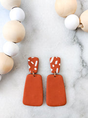 Tess Dangles